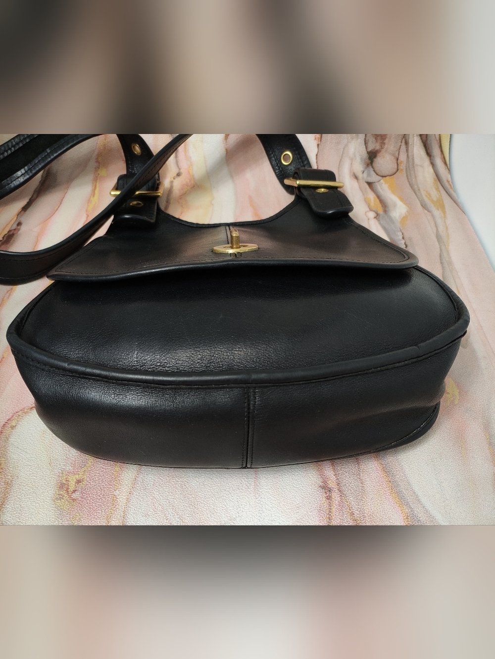 Vintage Coach 9235 Crescent Bag Black - Picture 6 of 9